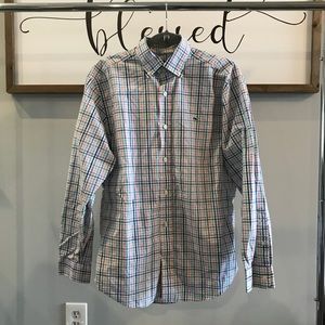Vineyard Vines button down